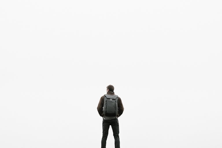 How to Move Out With No Money - Getaitrends